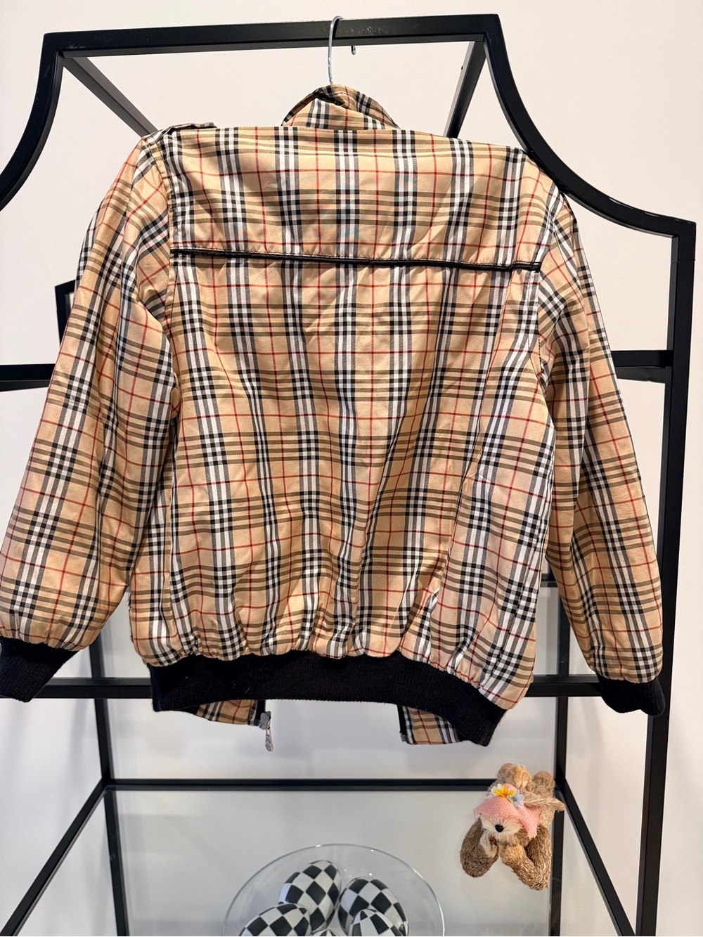 Burberry Beige Nova Check Jacket with Black Trim and Red Logo - Picture 2 of 7